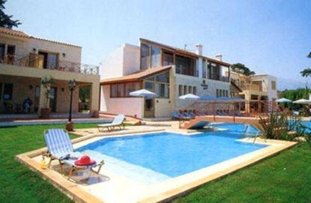 Vamos Palace Apartments Esterno foto